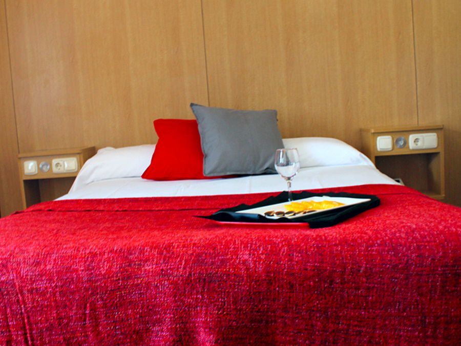 Iraipe Izaga Hostal Noáin Extérieur photo